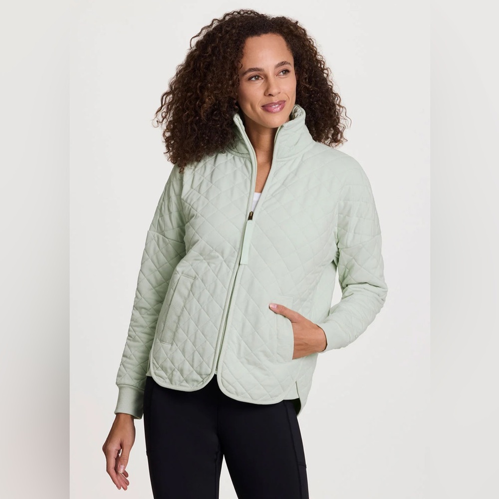 NWOT Avalanche Pinnacle Seafoam Quilted Jacket